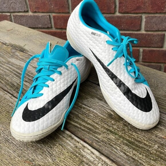 Shoes - NIKE HypervenomX Phatal 3 IC Motion Non-Marking Blue Indoor Court Shoe Size 9